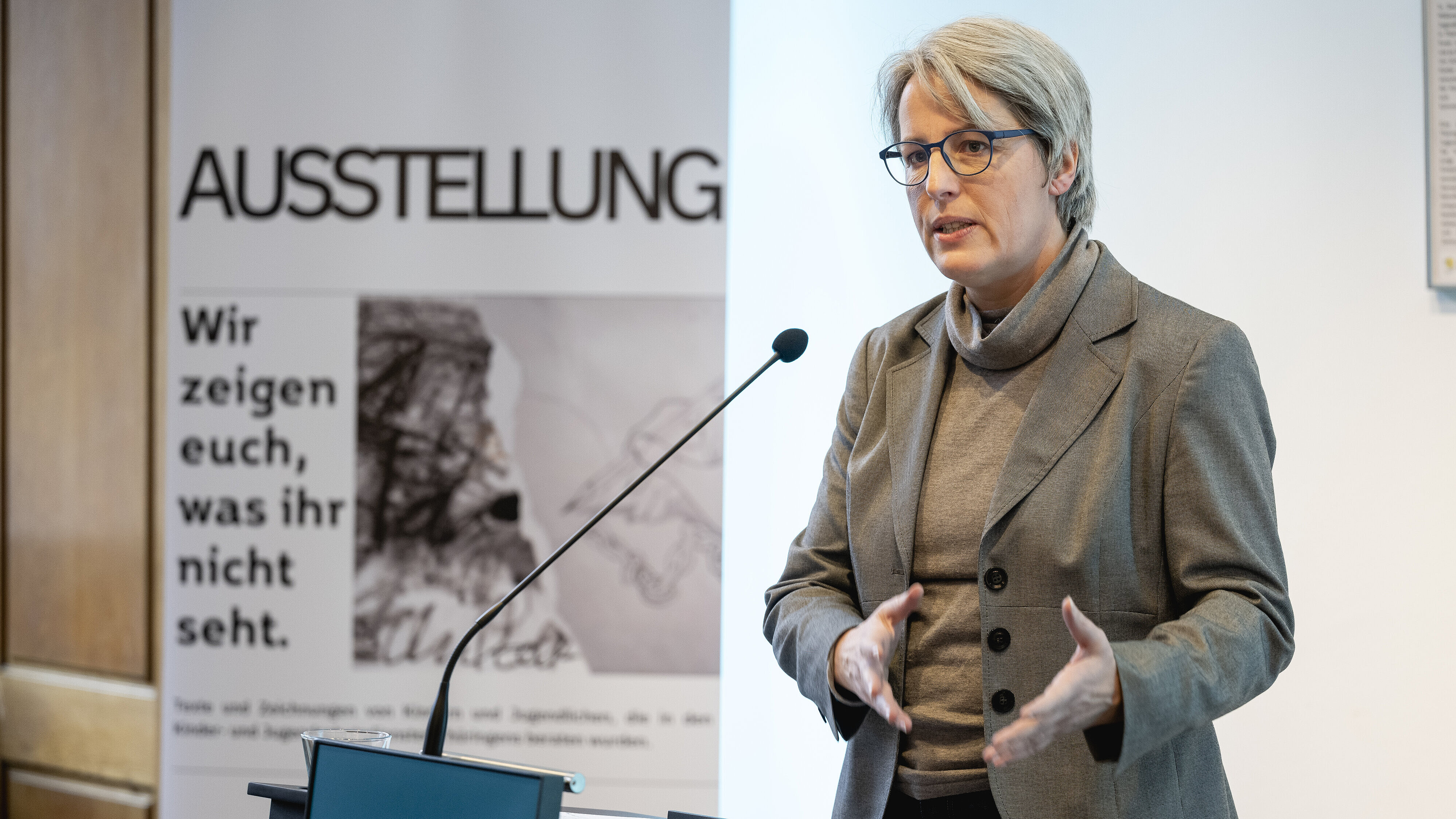  Kerstin Claus bei einer Rede
